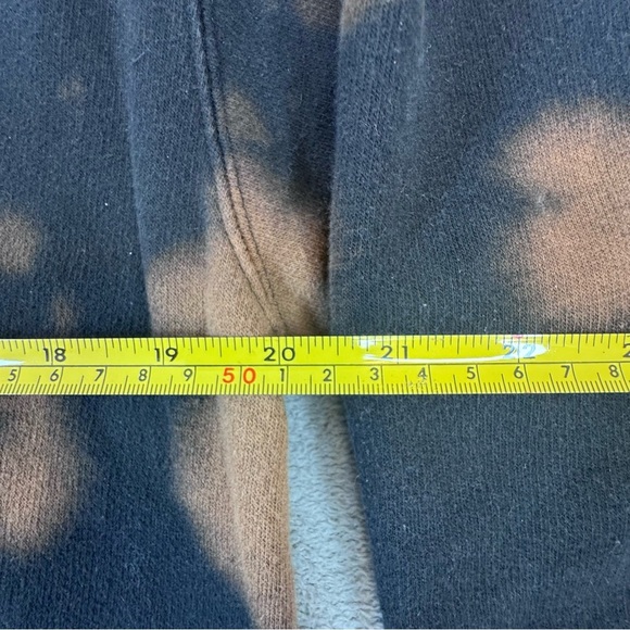 Full Tilt Black and Tan Black and Tan Tie Dye with Butterfly Graphic Hoodie - Picture 4 of 14